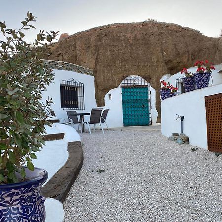 Cuevas Oro Y Arcilla Villa Guadix Exterior photo